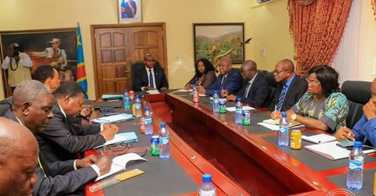 Le Ministre Thomas LUHAKA LOSENDJOLA a rencontré le Conseil des partenaires pour la reprise des cours à l’UNIKIN